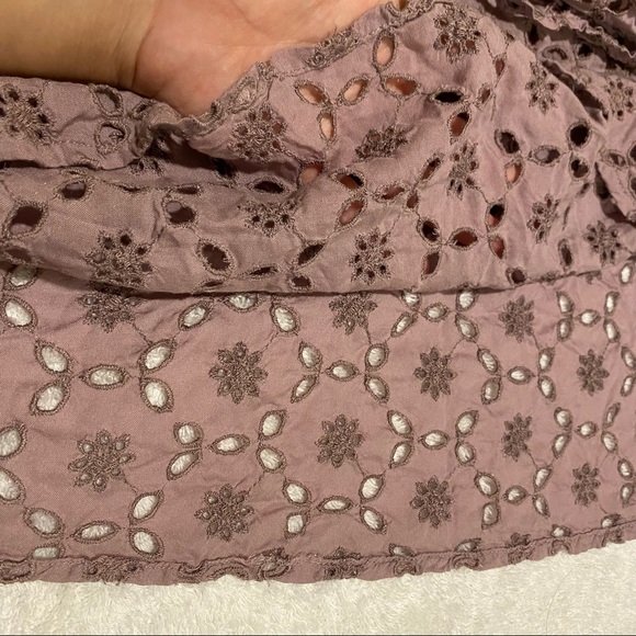 American Eagle - Picture 4 of 4